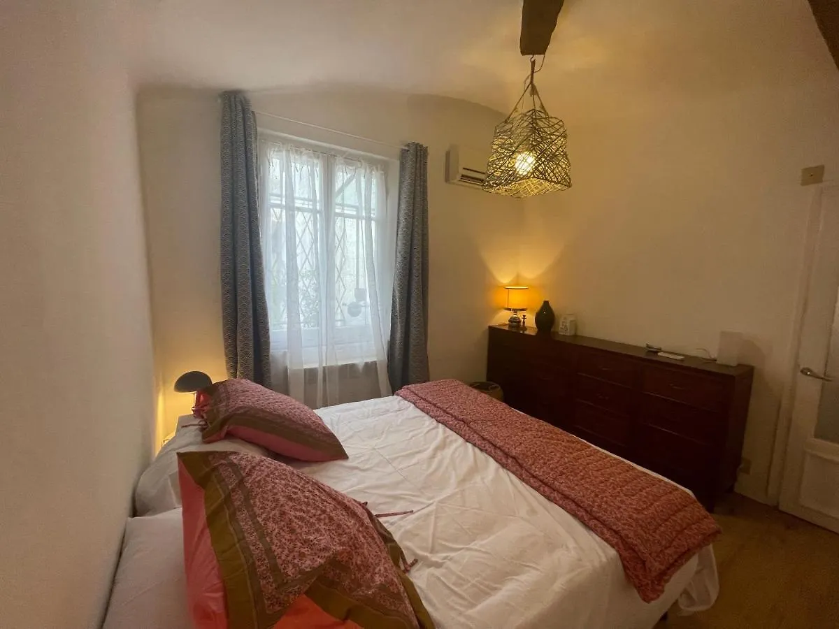 La Mansarda Dei Poeti La Spezia Cinque Terre Apartment 0*,  Italy